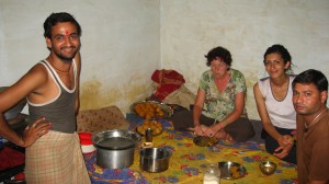 Dejeuner avec nos voisins du Rajasthan